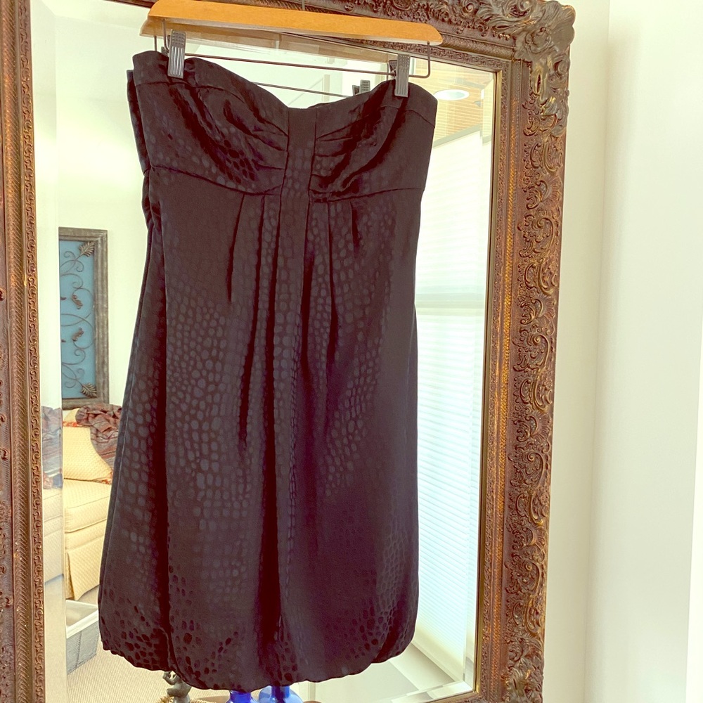 Black strapless ‘dressy’ dress